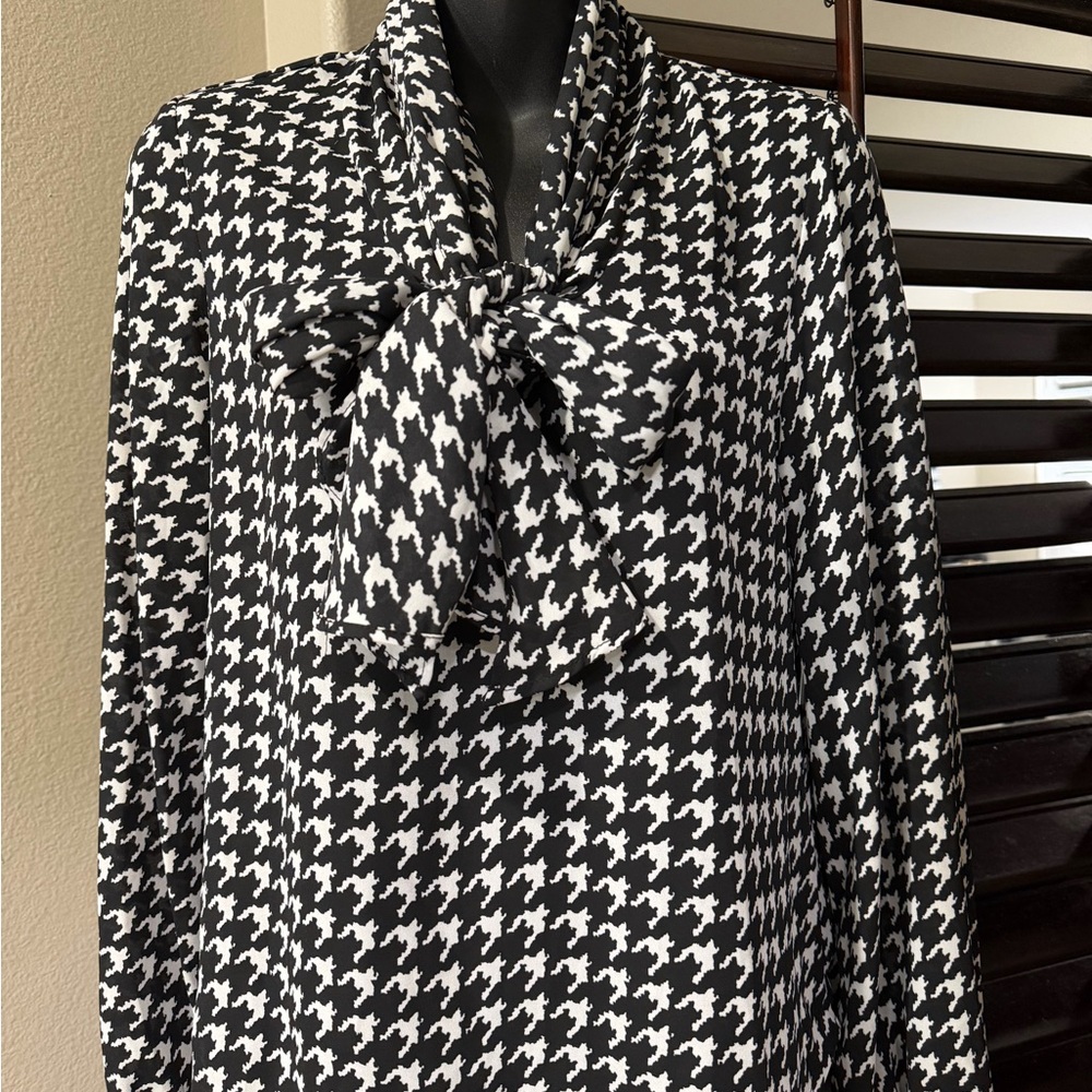 Bar III Black and White Houndstooth Blouse